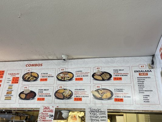 Tacos Huicho by null