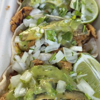 Earth Aloha Eats - Vegan chicken tacos - Food Trucks Near Me - Honolulu, Hawaii