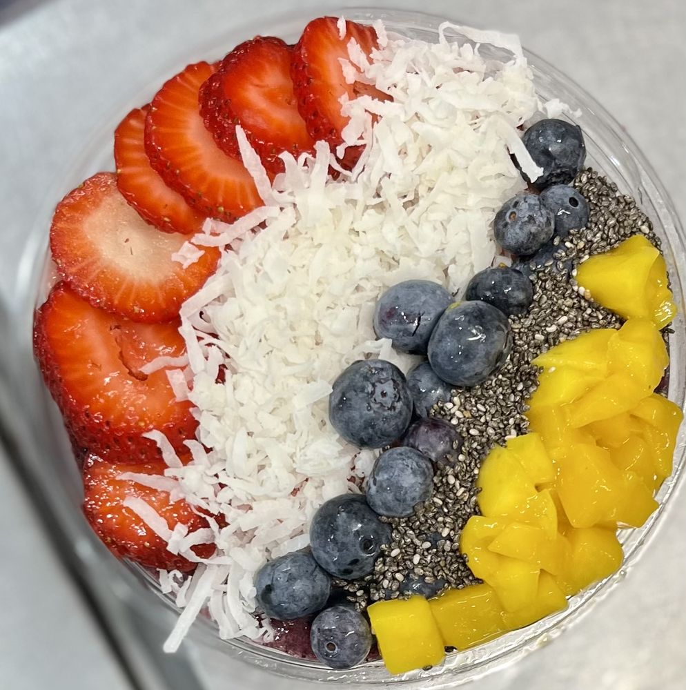 BLISS BLENDS CAFE 27 Photos 121 Towne Square Dr, Hershey