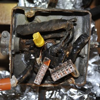 Miami Electric Wizards - Kitchen junction box wiring. - Electricians Near Me