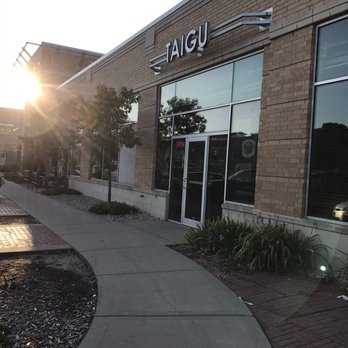Taigu Noodles - Outside Taigu, captured with the setting sun - Chinese Near Me - Middleton, Wisconsin Taigu Noodles - Outside Taigu, captured with the setting sun - Chinese Near Me - Middleton, Wisconsin