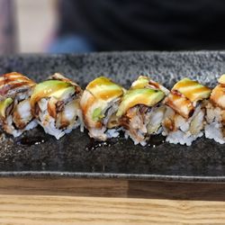Okawa Sushi & Grill - Dragon roll