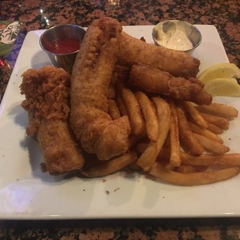 Max Gill and Grill - Seafood Near Me - Denver, Colorado Max Gill and Grill - Seafood Near Me - Denver, Colorado