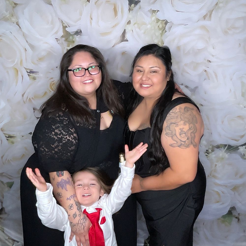 Apodaca Photo Booth - BFF - Photo Booth Rentals Near Me