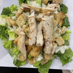 Sal Y Pimienta - Chicken Caesar salad