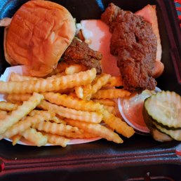 DAVE’S HOT CHICKEN - Updated February 2026 - 297 Photos & 221 Reviews ...