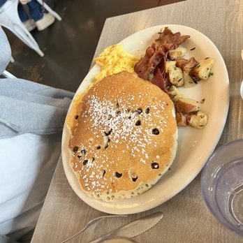 Millie's Cafe - Pasadena - Chocolate chip pancakes - Breakfast & Brunch Near Me - Pasadena, California Millie's Cafe - Pasadena - Chocolate chip pancakes - Breakfast & Brunch Near Me - Pasadena, California