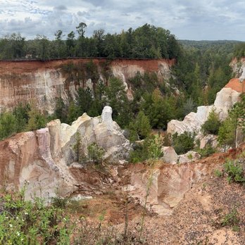 Providence Canyon State Park - Another spectacular view from fence by bathrooms near entrance - Parks Near Me - Lumpkin, Georgia Providence Canyon State Park - Another spectacular view from fence by bathrooms near entrance - Parks Near Me - Lumpkin, Georgia