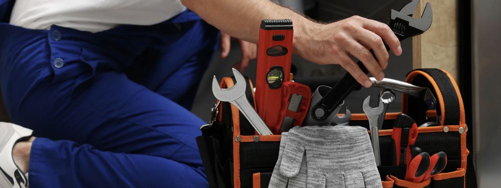 Slide of Full Blast Services