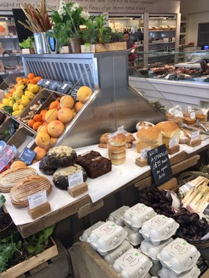 Daylesford Organic by null