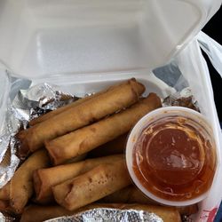 Little Pampanga Filipino Cuisine - Fried Lumpia