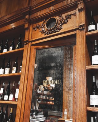 La Pharmacie du Vin by null