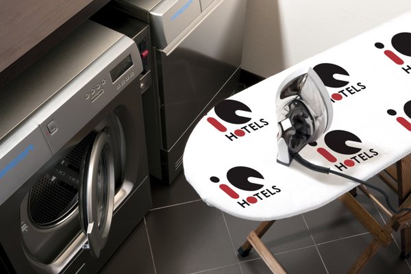 iQ Hotel Milano by null