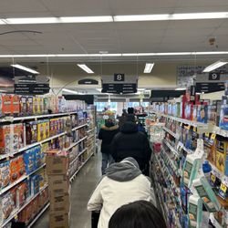 Pick'n Save - Average lines at this store