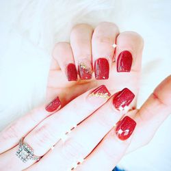 K Nails