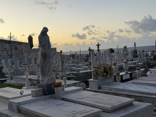 Cementerio Santa María Magdalena de Pazzis by null
