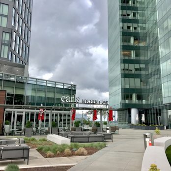 Earls Kitchen + Bar - New American Near Me - McLean, Virginia