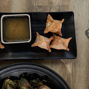 Phat Sammy's - Crab Rangoon - Tiki Bars Near Me - Huntsville, Alabama