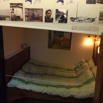 Houseboat Museum - Captain bed - Museums Near Me - Amsterdam, New Hampshire Houseboat Museum - Captain bed - Museums Near Me - Amsterdam, New Hampshire