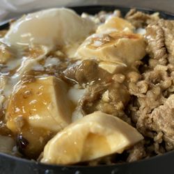 Matsuzaka-Tei Kalihi - Mabo Tofu & Beef with Tamago...