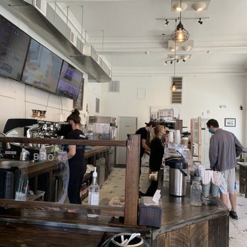 Brio Coffeehouse - people working in the kitchen - Coffee & Tea Near Me - Waynesboro, Pennsylvania Brio Coffeehouse - people working in the kitchen - Coffee & Tea Near Me - Waynesboro, Pennsylvania