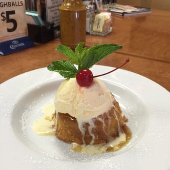 HogsHead Cafe - Pineapple upside cake - Barbeque Near Me - Richmond, Virginia HogsHead Cafe - Pineapple upside cake - Barbeque Near Me - Richmond, Virginia