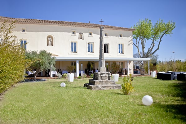 La Table Saint Crescent by null