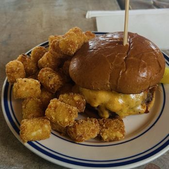Standard Service - Southern Burger - New American Near Me - Gainesville, Georgia