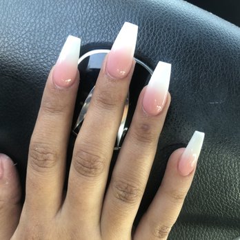 Divas Nails - Nail Salons Near Me - Northridge, California