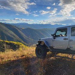 Aspen Luxury Limousine