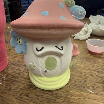 Quiggly's Clayhouse - Prior to the kiln - Paint-Your-Own Pottery Near Me - Richardson, Texas Quiggly's Clayhouse - Prior to the kiln - Paint-Your-Own Pottery Near Me - Richardson, Texas