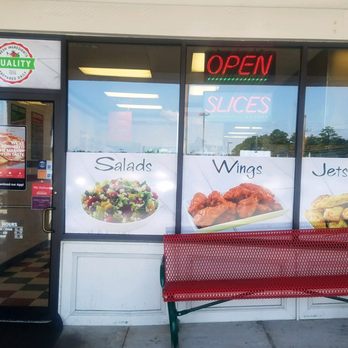 Jet's Pizza - Pizza Near Me - Sandy Springs, Georgia