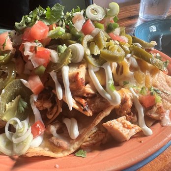 Que Pasa Cantina - Chicken Nachos - Mexican Near Me - Portland, Oregon Que Pasa Cantina - Chicken Nachos - Mexican Near Me - Portland, Oregon