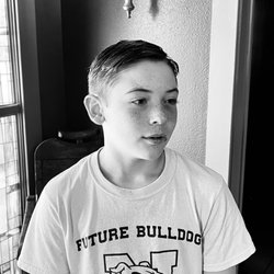 Chrome Comb Barbershop - The finished product -- clean lines!
