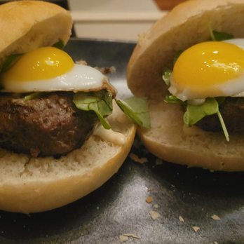 Ke-uh - Waygu sliders - Sushi Bars Near Me - Sunny Isles Beach, Florida Ke-uh - Waygu sliders - Sushi Bars Near Me - Sunny Isles Beach, Florida