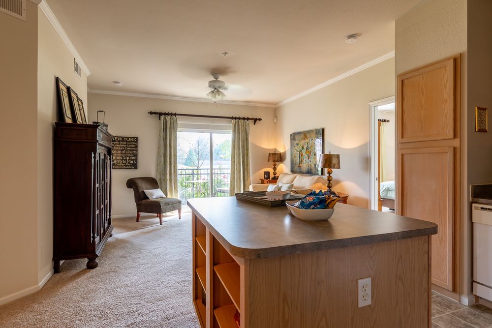 STONEPOST LAKESIDE APARTMENT HOMES Request Information 60 Photos