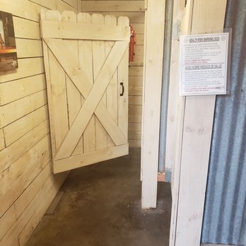 TUPPS Brewery - Ladies restroom - Breweries Near Me - McKinney, Texas TUPPS Brewery - Ladies restroom - Breweries Near Me - McKinney, Texas
