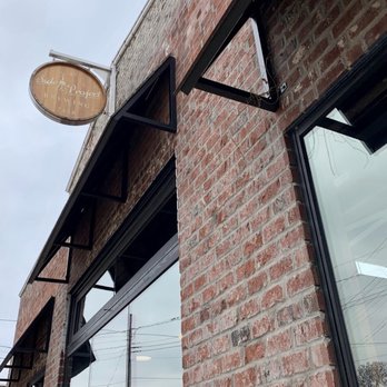 Side Project Brewing - Exterior - Breweries Near Me - Maplewood, Missouri