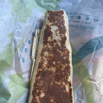 Taco Bell - Breakfast wrap with bacon - Fast Food Near Me - Prince George, Virginia