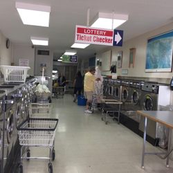 Campbell River Laundromat - Campbell River Laundromat. Clean and updated equipment. Large capacity washers and dryers.