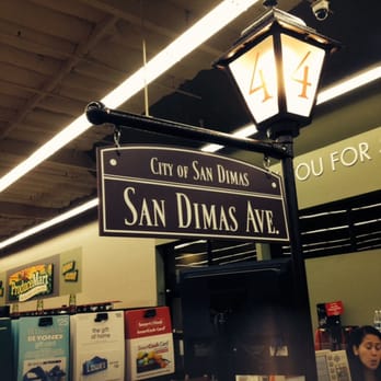 Smart & Final Extra! - Love the check out signs!! - Grocery Near Me - San Dimas, California