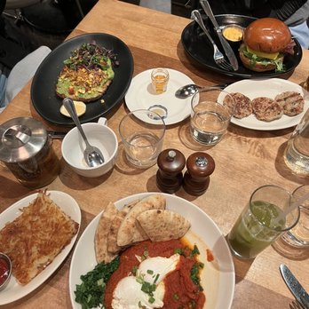 Beatrix - Streeterville - Shakshouka Hashbrowns Avocado & Jalapeno Toast BREAKFAST SANDWICH - New American Near Me - Chicago, Illinois