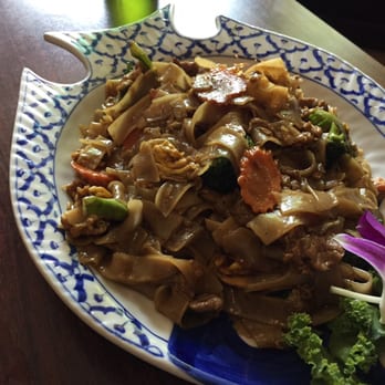 Soong Thai - Beef Pad se-ew. My friend liked it a lot! - Thai Near Me - Ocoee, Florida