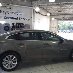 Bill Kay Chevrolet - Service Department - In the door at appointment time. Better than my doctor's office.