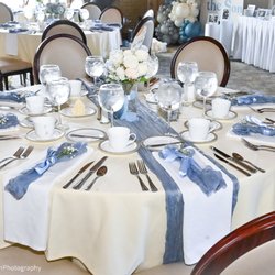 Iroquois Club - Table