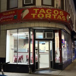 Exterior photo of Taqueria Hernandez - Chicago, Illinois Exterior photo of Taqueria Hernandez - Chicago, Illinois