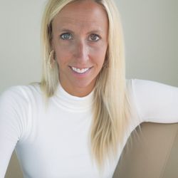 Dr.Sarah Harkins Hart
