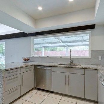 Tx Righteous - Waterfall granite detail - General Contractors Near Me - San Antonio, Texas