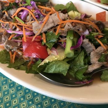 Naung Mai Thai Kitchen - beef salad - Thai Near Me - Hilo, Hawaii Naung Mai Thai Kitchen - beef salad - Thai Near Me - Hilo, Hawaii