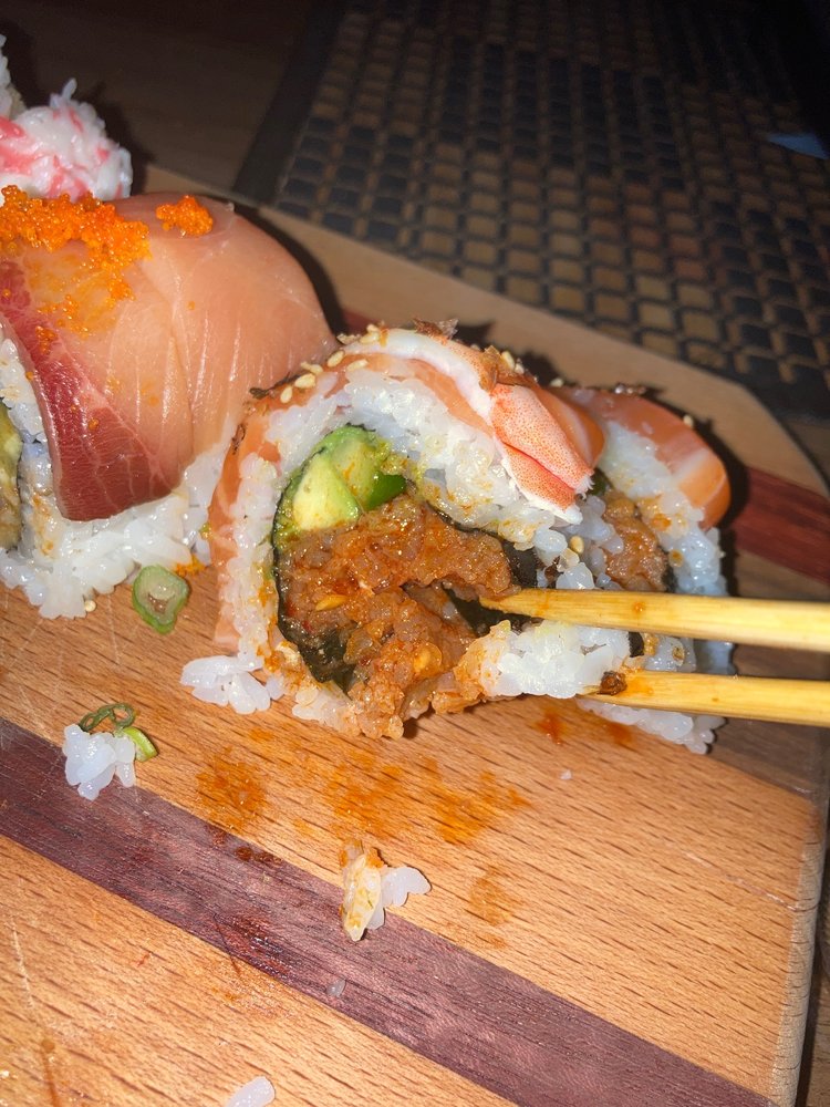 JOY SUSHI 1013 Pacific Coast Hwy, Seal Beach, California Sushi Bars